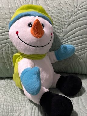 Progressive Plush Snowman 2013 Stuffed 15 inches Scarf & Hat